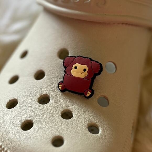 Croc Jibbitz | Squishmallows Benny the Bigfoot Charm | Cute Gift - Picture 1 of 4
